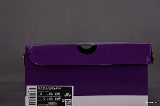 One Kick Medium 4 Air Jordan Olive FB9927-200 Craft 0810